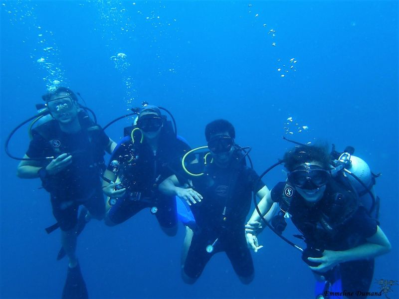 L'équipe de plongeur durant notre visite de l'épave